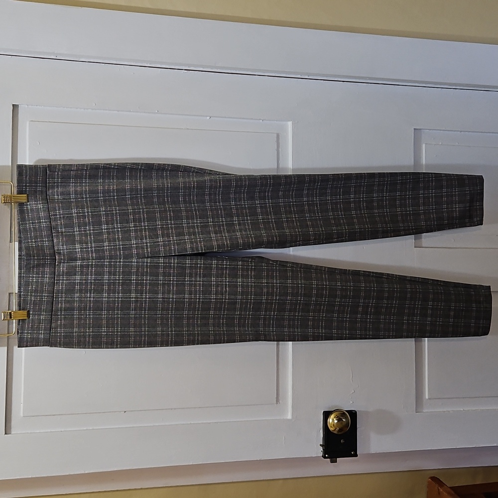 LOFT Gray and Pink Plaid leggings